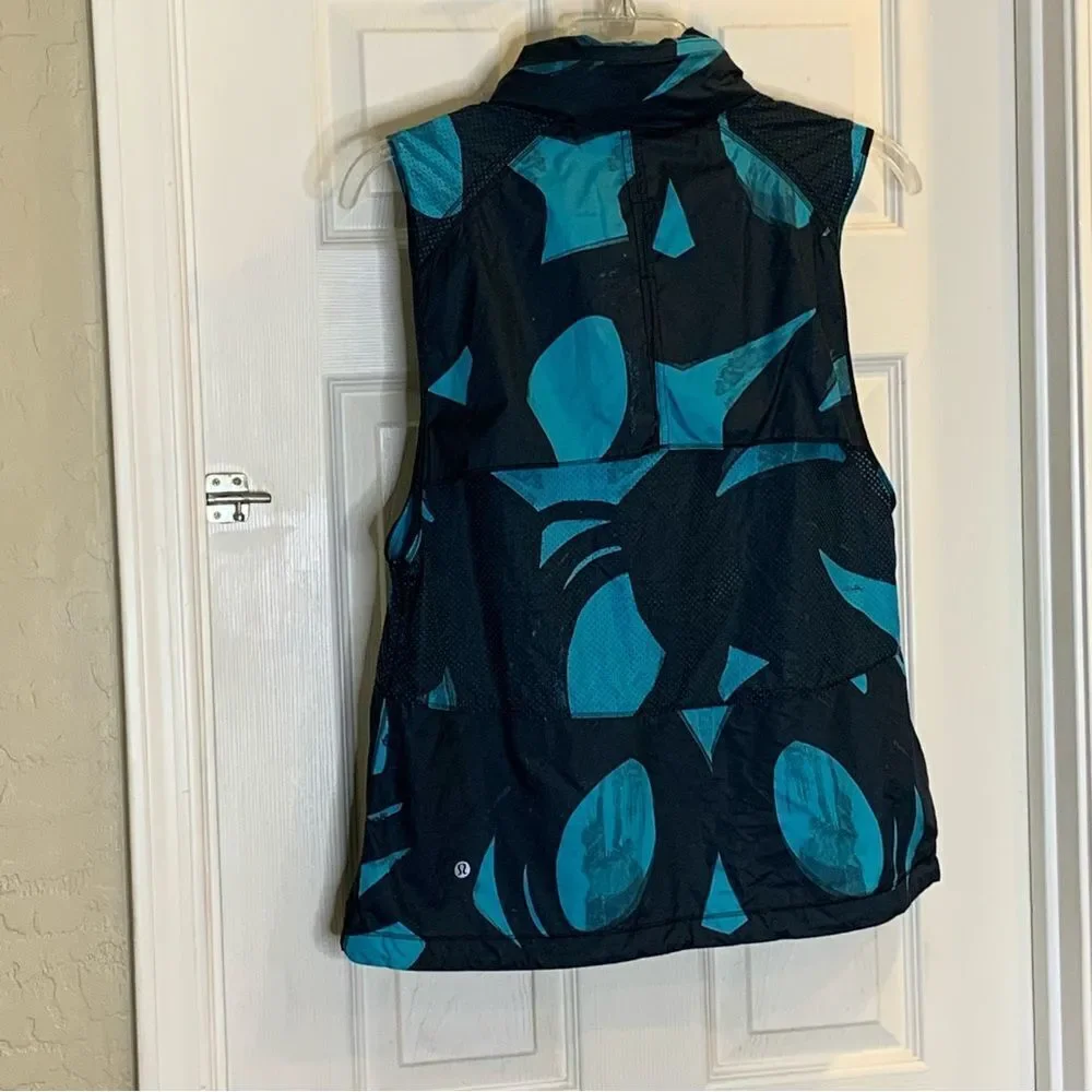 Lululemon Pack-It Vest Back Spin Stroke Peacock Blue Black Size 12
